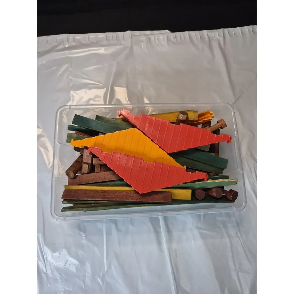 Lincoln Logs 3 LBS Lot of Vintage Pcs Set Retro Kids Building Toy Learning Toys